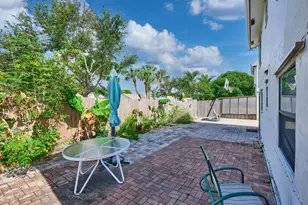 57 Peachtree Pl, Boynton Beach, FL 33436 - Photo 10