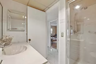 441 Burgundy J, Delray Beach, FL 33484 - Photo 12