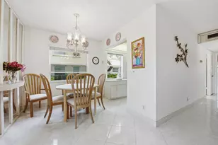 441 Burgundy J, Delray Beach, FL 33484 - Photo 4