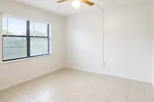 2050 Oleander Blvd, Fort Pierce, FL 34950 - Photo 2