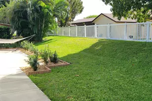 6209 Olivewood Cir, Greenacres, FL 33463 - Photo 14
