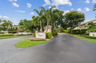 3537 Deer Creek Palladian Cir, Deerfield Beach, FL 33442 - Photo 2