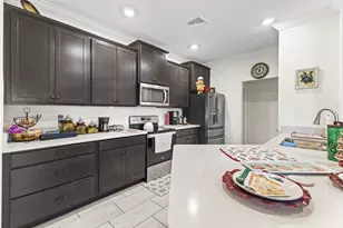 1465 Bruntsfield Terrace, Vero Beach, FL 32966 - Photo 10