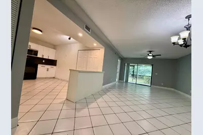 9633 Riverside Drive #E2, Coral Springs, FL 33071 - Photo 8