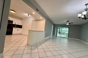 9633 Riverside Dr, Coral Springs, FL 33071 - Photo 8
