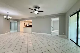 9633 Riverside Dr, Coral Springs, FL 33071 - Photo 4