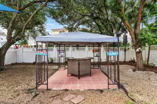 7819 Oak Grove Cir, Lake Worth, FL 33467 - Photo 14