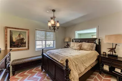 1676 NE 40th Street, Oakland Park, FL 33334 - Photo 10