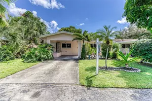 1676 NE 40th St, Oakland Park, FL 33334 - Photo 1