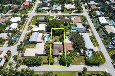 1676 NE 40th Street, Oakland Park, FL 33334 - Photo 2