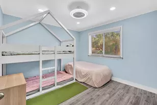 11251 Lakeview Dr, Coral Springs, FL 33071 - Photo 38