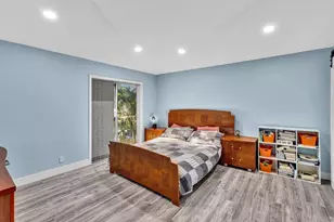 11251 Lakeview Dr, Coral Springs, FL 33071 - Photo 48
