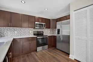 587 NW 38th Ave, Deerfield Beach, FL 33442 - Photo 18