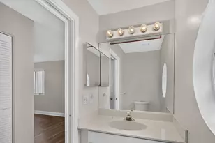 587 NW 38th Ave, Deerfield Beach, FL 33442 - Photo 8