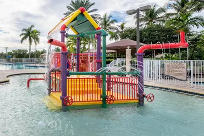 1070 Bluewood Terrace, Weston, FL 33327 - Photo 72