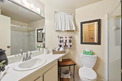 2118 Discovery Circle W, Deerfield Beach, FL 33442 - Photo 16