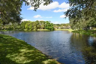191 E Tall Oaks Cir, Palm Beach Gardens, FL 33410 - Photo 44