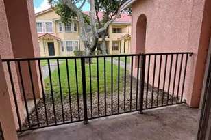 2412 Belmont Ln, North Lauderdale, FL 33068 - Photo 8