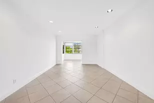 2748 NE 28th Ave, Lighthouse Point, FL 33064 - Photo 6