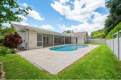 10801 NW 7th Street, Coral Springs, FL 33071 - Photo 28