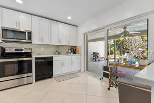 401 NE 10th Terrace, Boca Raton, FL 33432 - Photo 18