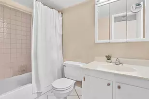 215 NE 16th Ave, Fort Lauderdale, FL 33301 - Photo 16