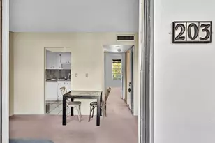 215 NE 16th Ave, Fort Lauderdale, FL 33301 - Photo 8