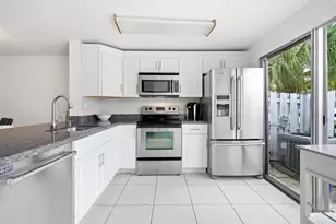 2683 NE 15th St, Pompano Beach, FL 33062 - Photo 24