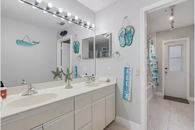 1619 Wiltshire Village Drive, Wellington, FL 33414 - Photo 22