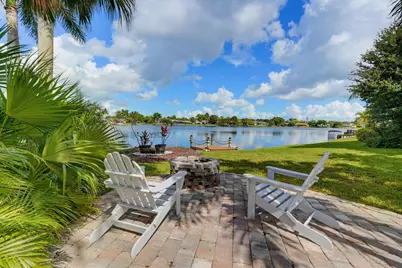 1619 Wiltshire Village Drive, Wellington, FL 33414 - Photo 2