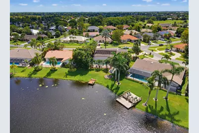 1619 Wiltshire Village Drive, Wellington, FL 33414 - Photo 4