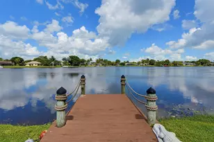 1619 Wiltshire Village Dr, Wellington, FL 33414 - Photo 4