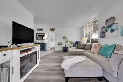 9090 Lime Bay Boulevard #112, Tamarac, FL 33321 - Photo 12