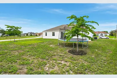 201 SW North Wakefield Circle, Port Saint Lucie, FL 34953 - Photo 38
