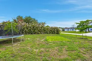 201 SW N Wakefield Cir, Port Saint Lucie, FL 34953 - Photo 36