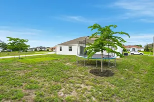 201 SW N Wakefield Cir, Port Saint Lucie, FL 34953 - Photo 38