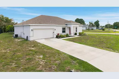201 SW North Wakefield Circle, Port Saint Lucie, FL 34953 - Photo 40