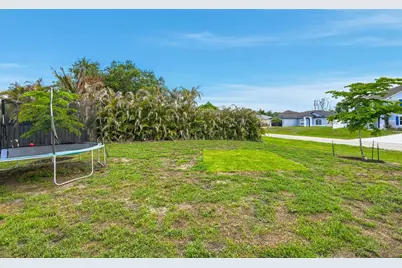 201 SW North Wakefield Circle, Port Saint Lucie, FL 34953 - Photo 36