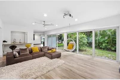 4400 Queen Palm Lane, Tamarac, FL 33319 - Photo 18