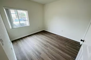 1055 Golden Lakes Blvd, West Palm Beach, FL 33411 - Photo 12