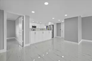 3040 Lake Shore Dr, Riviera Beach, FL 33404 - Photo 6