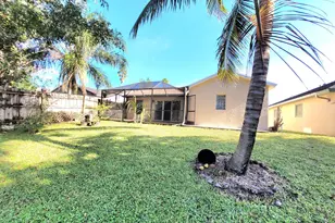 1328 Waterway Cove Dr, Wellington, FL 33414 - Photo 22