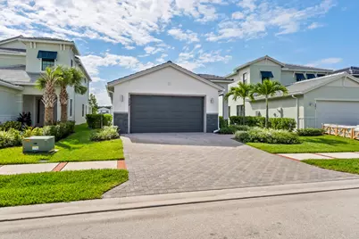369 SE Fascino Circle, Port Saint Lucie, FL 34984 - Photo 2