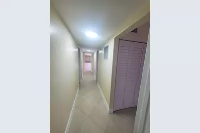 12 Wimbledon Lakes Drive #250, Plantation, FL 33324 - Photo 8