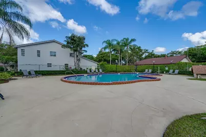 12 Wimbledon Lakes Drive #250, Plantation, FL 33324 - Photo 22