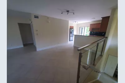 12 Wimbledon Lakes Drive #250, Plantation, FL 33324 - Photo 1