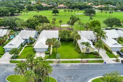 2402 Saratoga Bay Drive, West Palm Beach, FL 33409 - Photo 32
