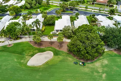2402 Saratoga Bay Drive, West Palm Beach, FL 33409 - Photo 38