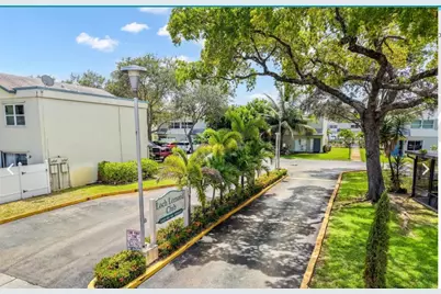 3001 NW 4th Terrace #152, Pompano Beach, FL 33064 - Photo 2