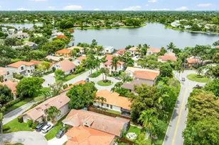 1763 Harborside Cir, Wellington, FL 33414 - Photo 4